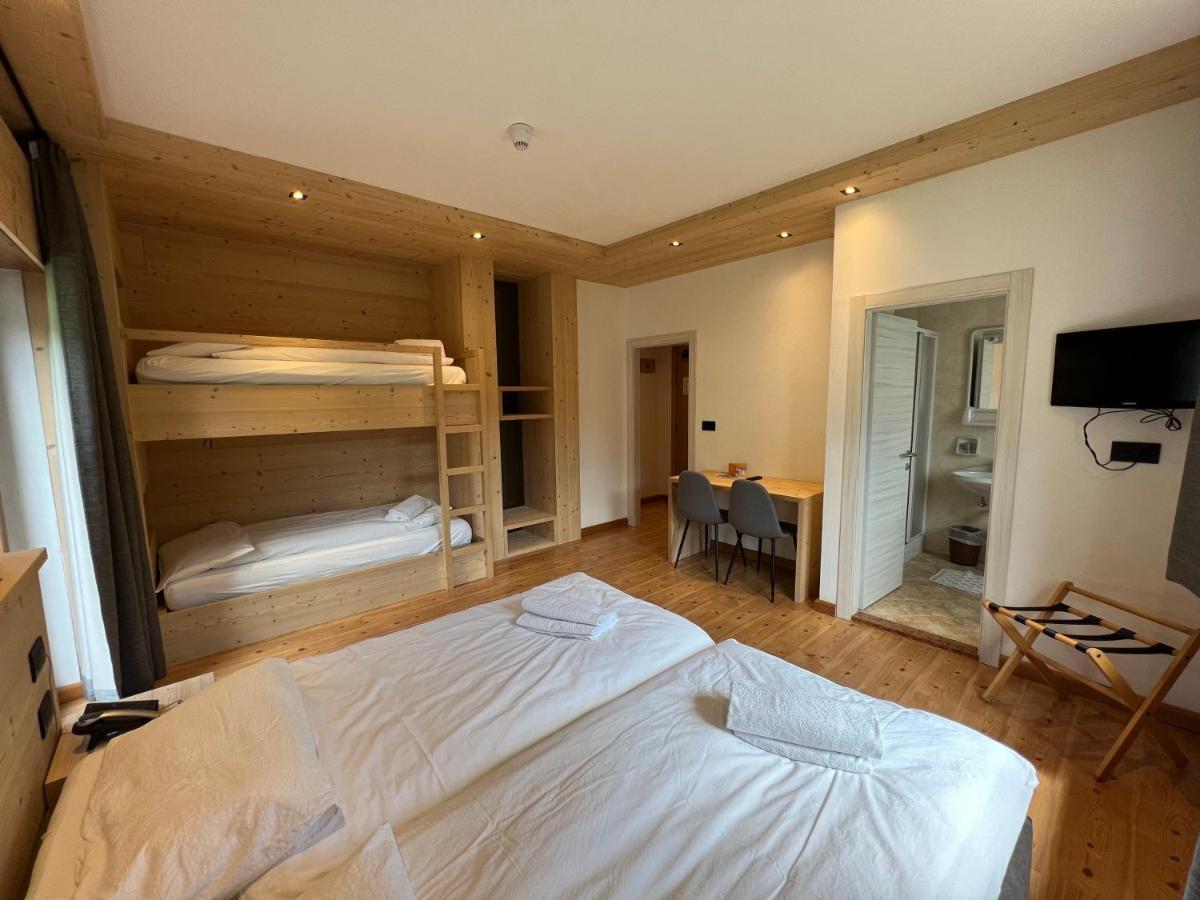Hotel D'la Varda 3*